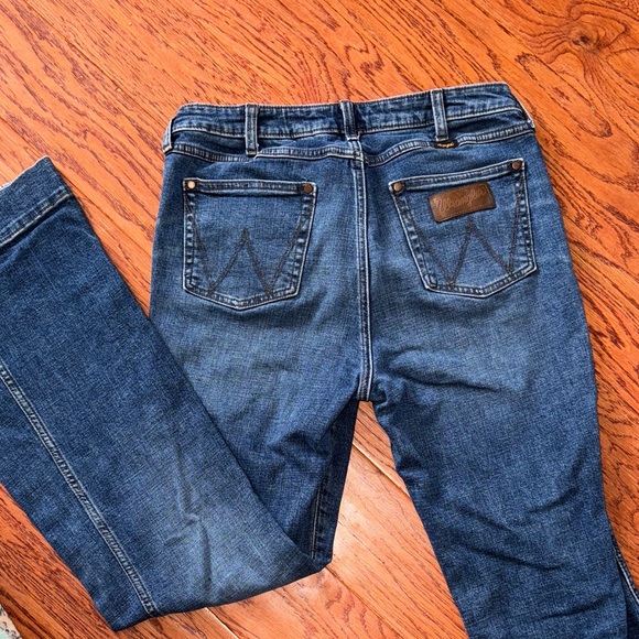 Wrangler Womens Flare Denim Jeans - Picture 2 of 3